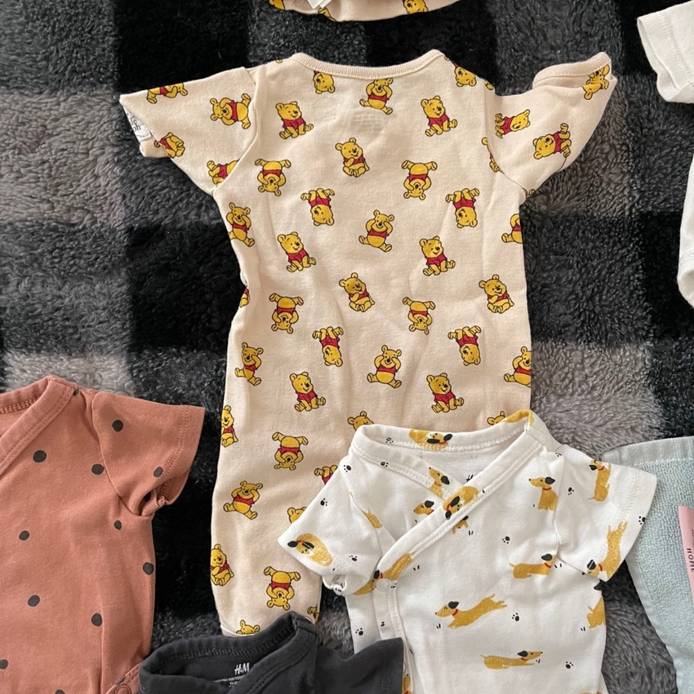 Newborn size - Picture 3 of 4